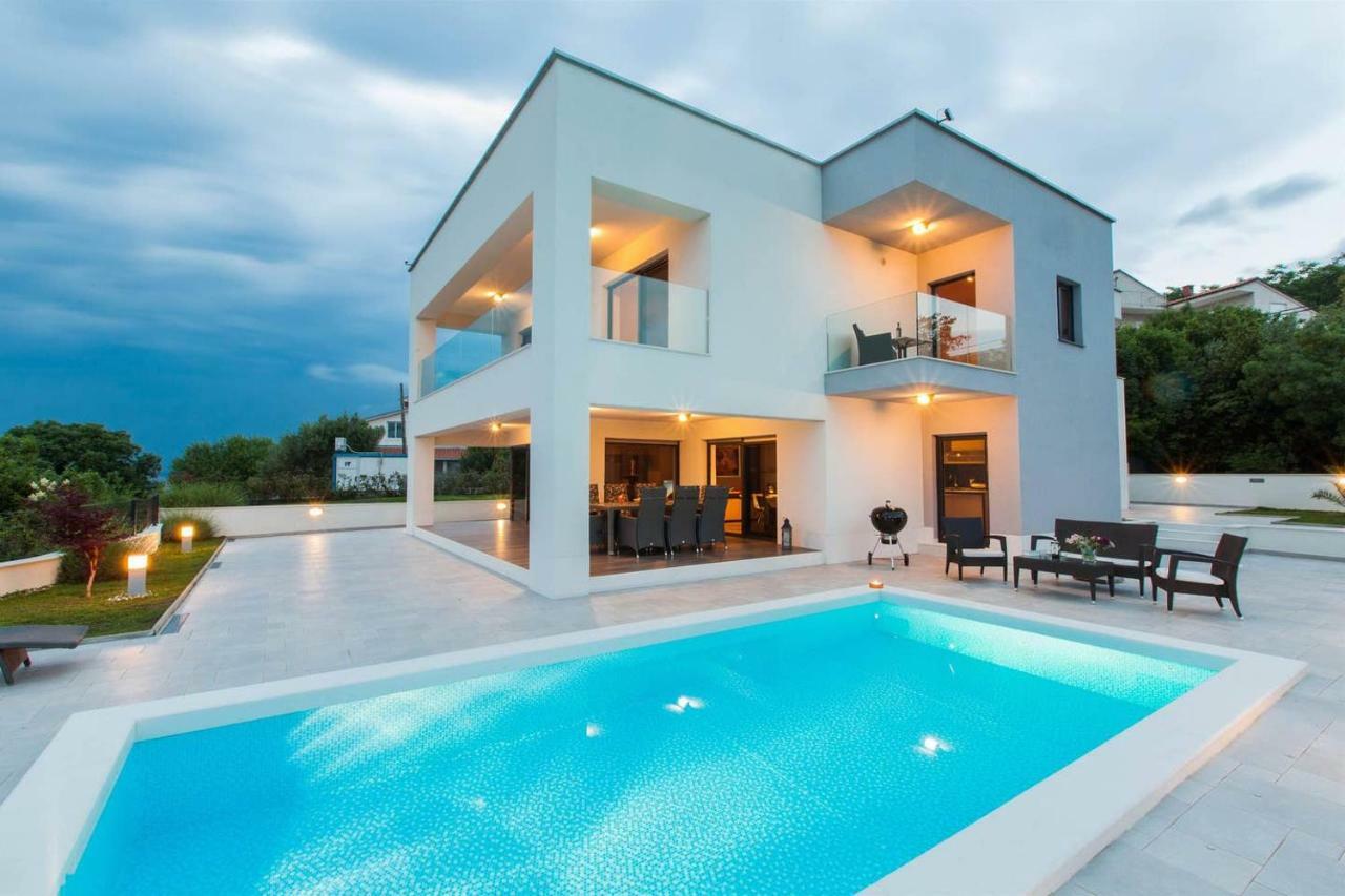 Villa Rina - Luxury Holiday Home Crikvenica Bagian luar foto