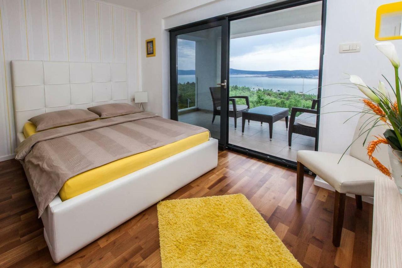 Villa Rina - Luxury Holiday Home Crikvenica Bagian luar foto