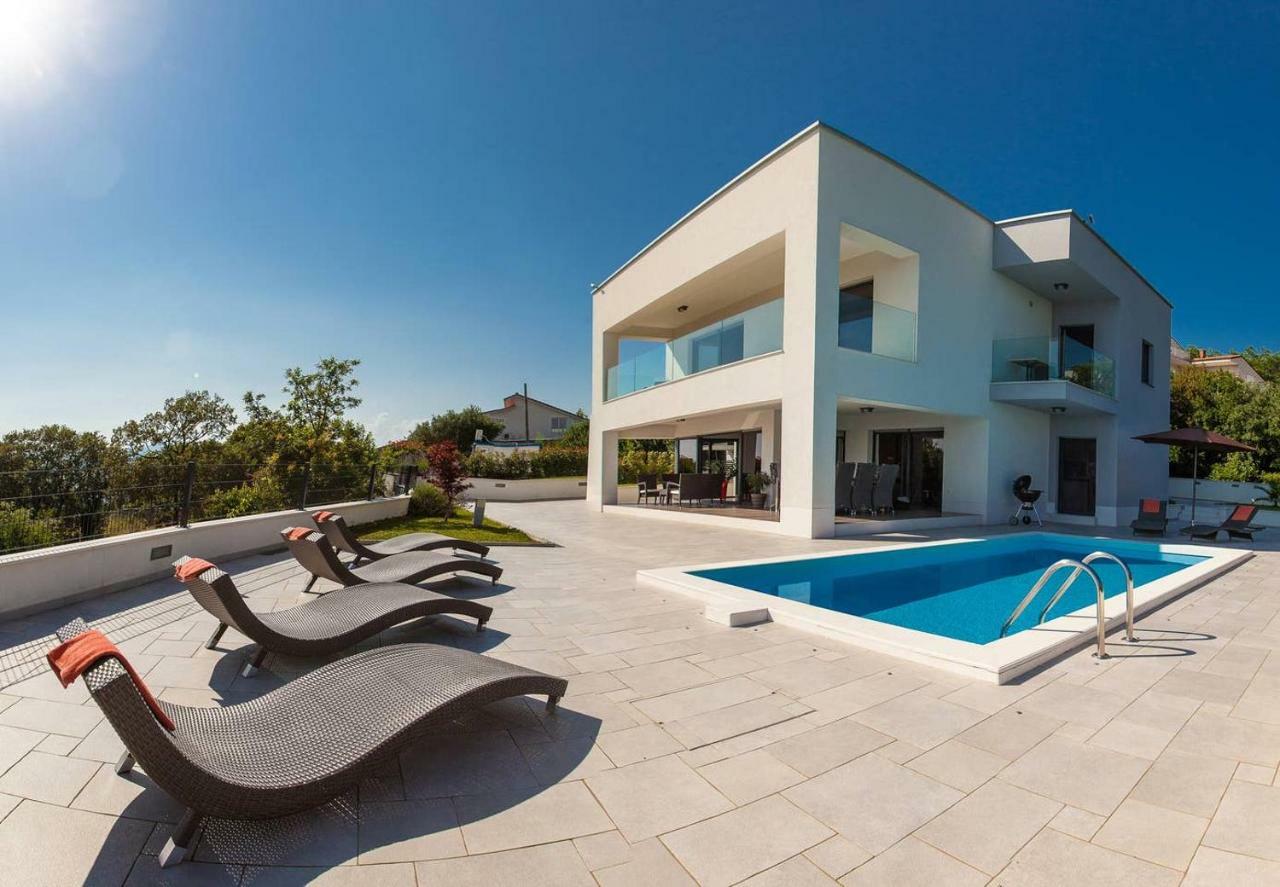 Villa Rina - Luxury Holiday Home Crikvenica Bagian luar foto