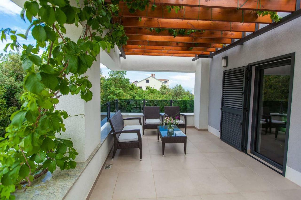 Villa Rina - Luxury Holiday Home Crikvenica Bagian luar foto