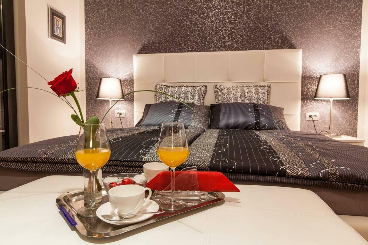 Villa Rina - Luxury Holiday Home Crikvenica Bagian luar foto