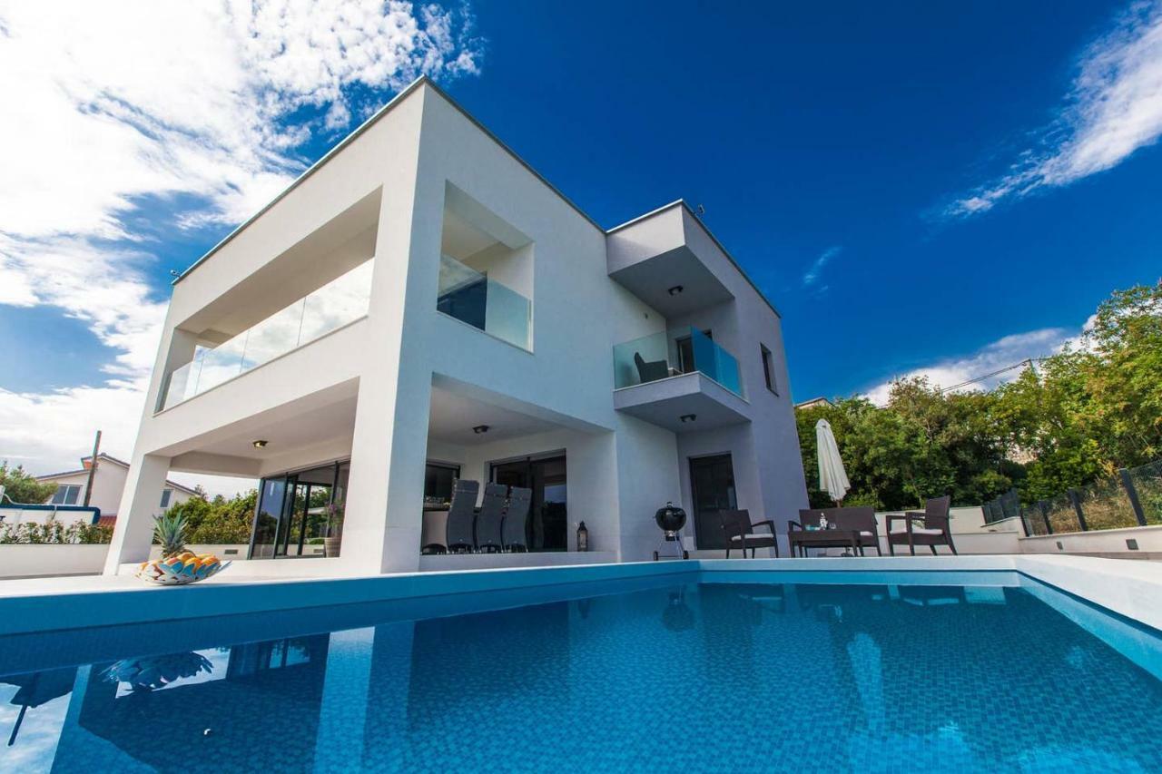 Villa Rina - Luxury Holiday Home Crikvenica Bagian luar foto