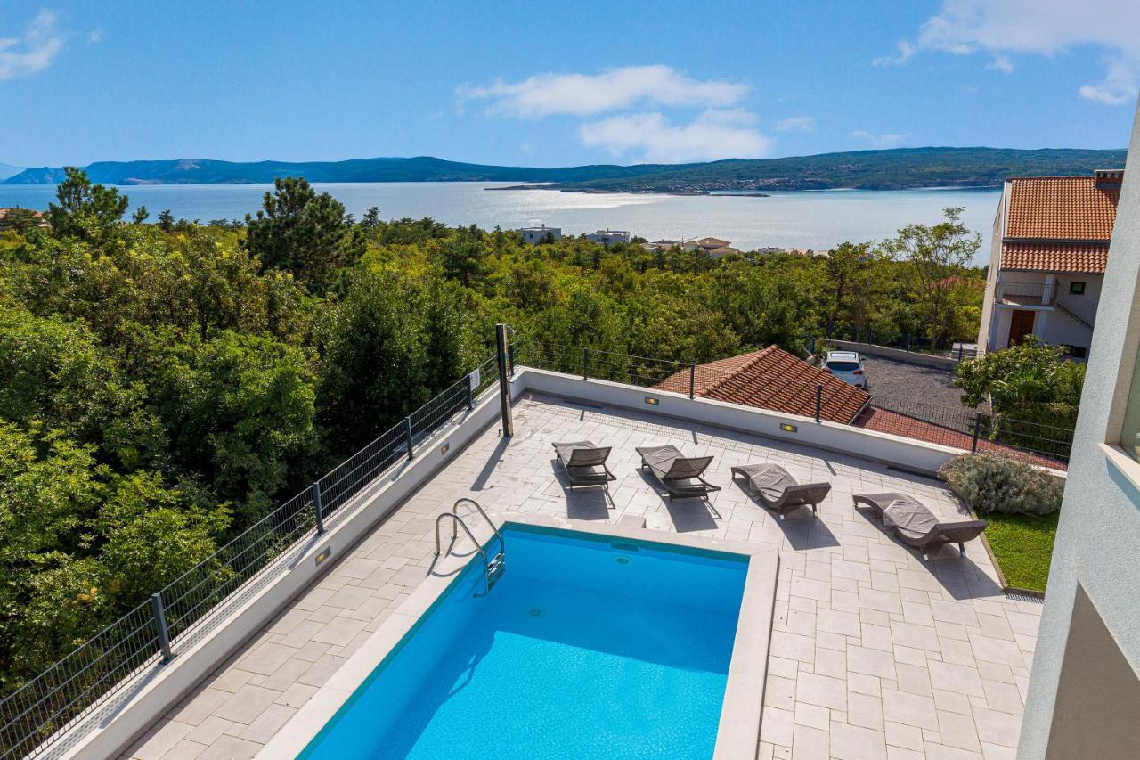 Villa Rina - Luxury Holiday Home Crikvenica Bagian luar foto