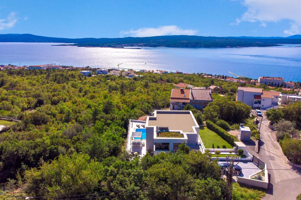 Villa Rina - Luxury Holiday Home Crikvenica Bagian luar foto